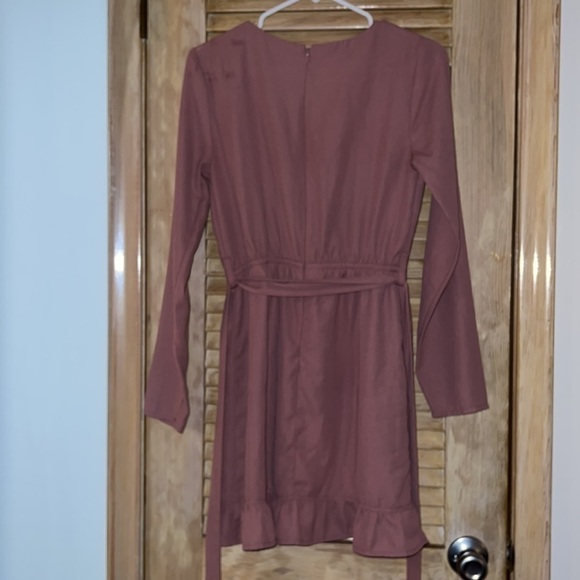 Boutique dress-  long sleeve light pink (coral) size medium dress - Picture 3 of 4